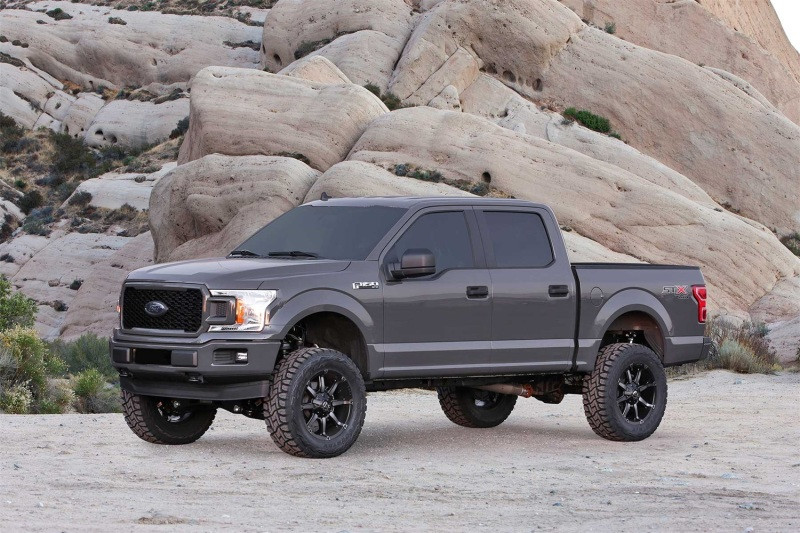 Fabtech 15-18 Ford F150 4WD 6in Performance System - Component Box 1 - FTS22181 Photo - Primary