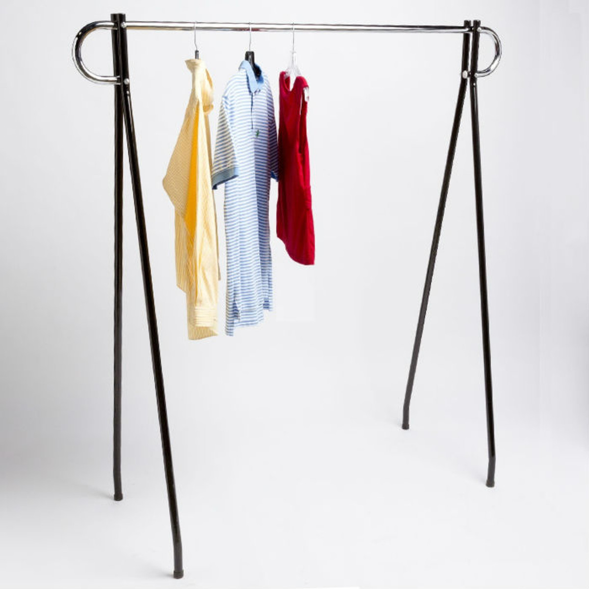 Single Rail Garment Rack, 60€ L x 63€ H