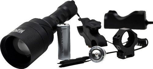 Predator Tactics PREDATOR TAC COYOTE REAPER XXL Flashlight with Aluminum Body and 700-Yard Beam Throw 97437