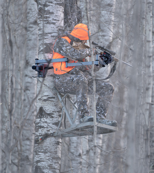 Bog DeathGrip Elevation Clamping Tree Pod - Black Aluminum with Tri-Arm Design