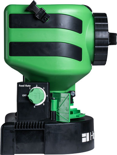 Hooyman Manual Spreader with 20 Feet Multi-Season Reach