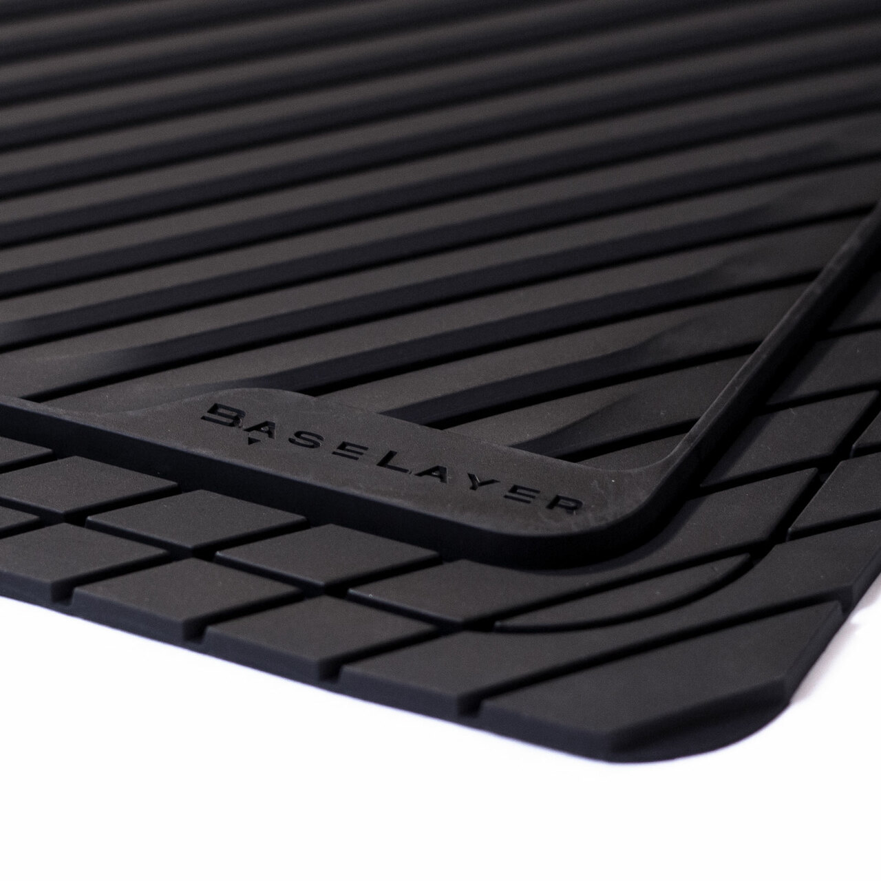BaseLayer - 4-Piece Car Mats and Rear Cargo Liner - Universal Pink  Cut-to-Fit