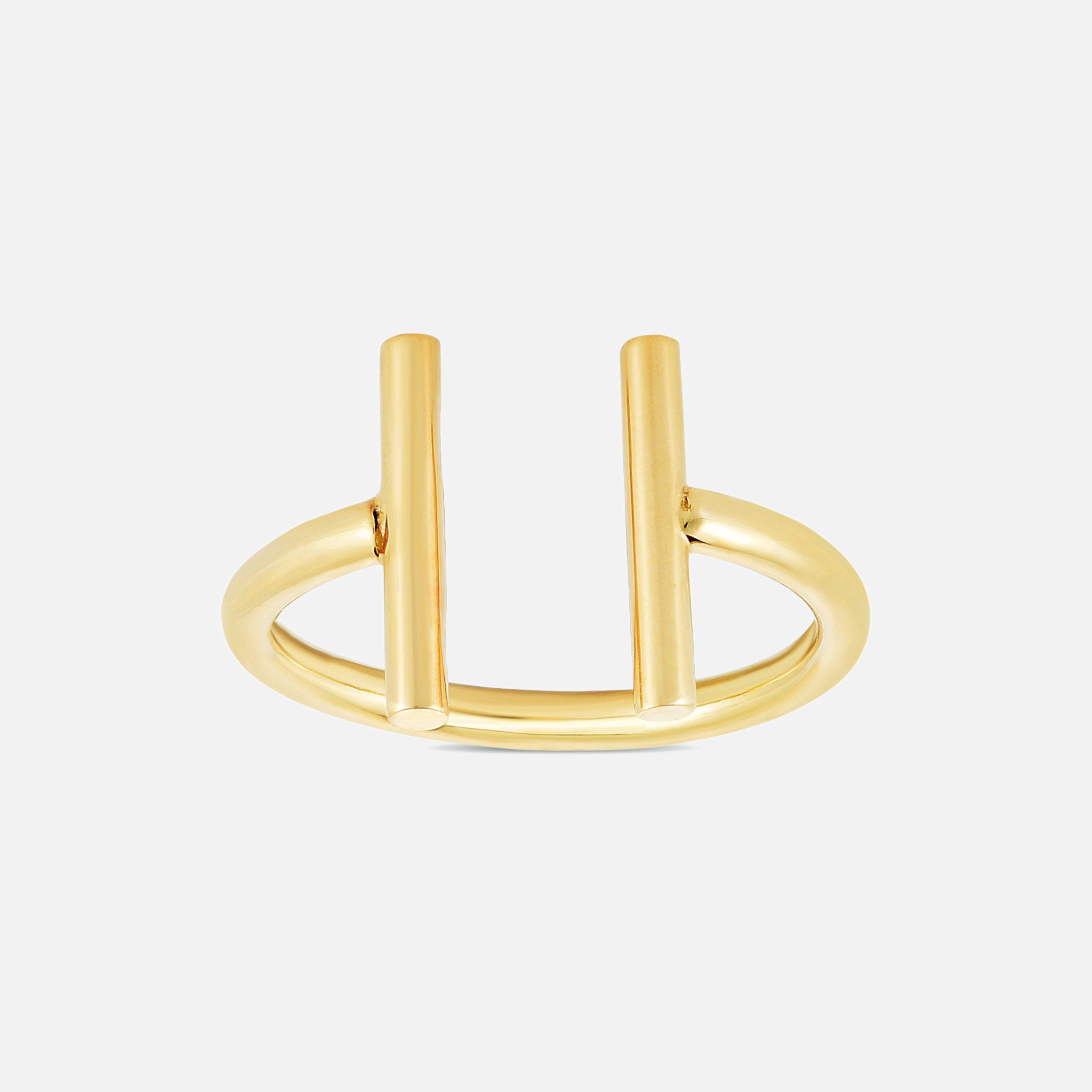 Featuring a linear modern design, this double bar T ring is made of shiny 14k gold.