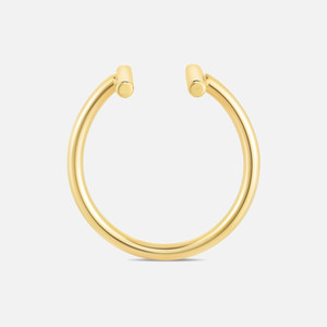 Featuring a linear modern design, this 14k gold open double T ring is perfect to wear everyday.