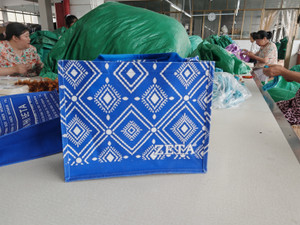 Zeta Phi Beta  Lightweight  tote - batik medium