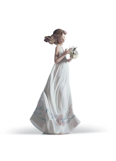 Lladro Butterfly Treasures Woman Figurine