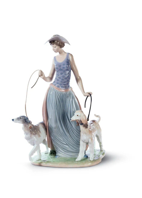 Lladro Elegant Promenade Woman Figurine