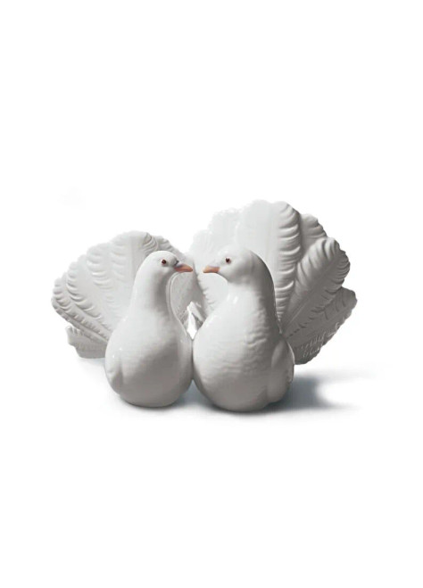 Lladro Couple of Doves Figurine