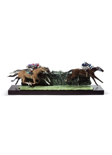 Lladro At The DerBy Le Figurine