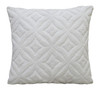 18" X 18" White Zippered Quatrefoil Indoor Outdoor Throw Pillow