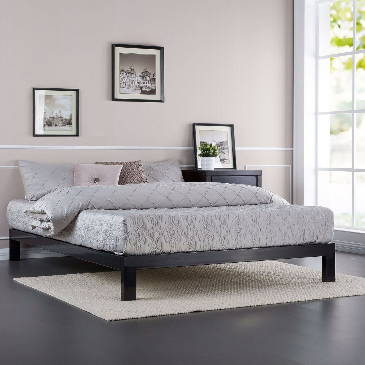 Full size Contemporary Black Metal Platform Bed with Wooden Slats