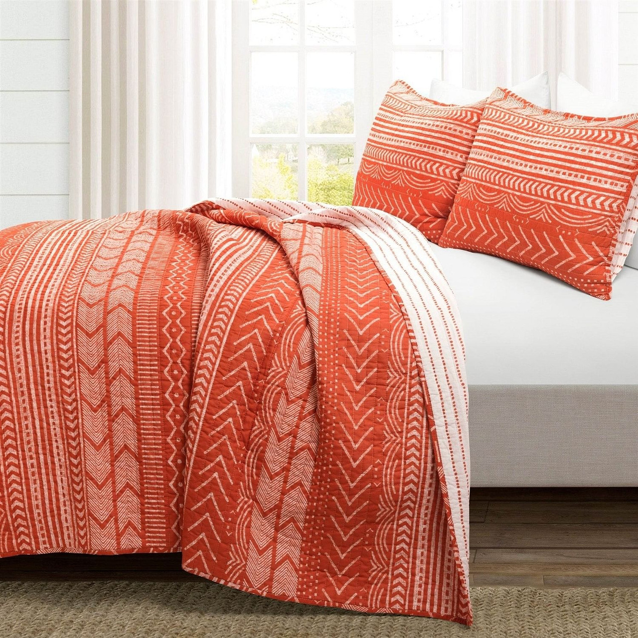 Full/Queen Scandinavian Chevron Orange White Stripe Reversible Cotton Quilt Set