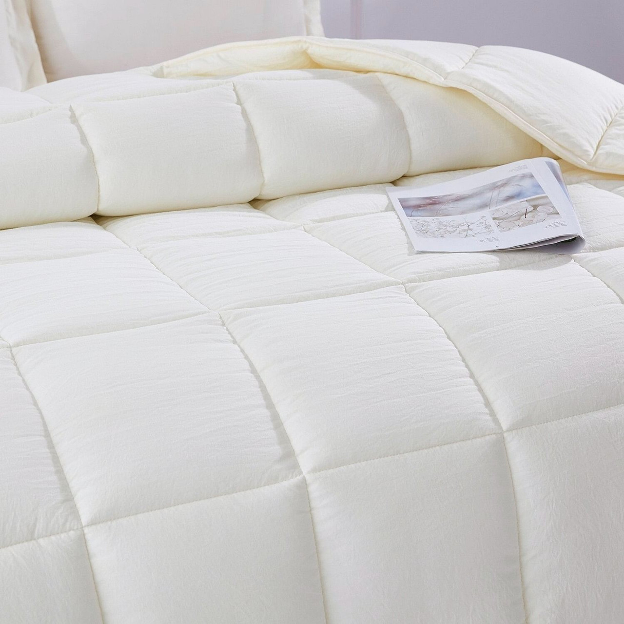 Queen Size Off White 3 Piece Microfiber Reversible Comforter Set