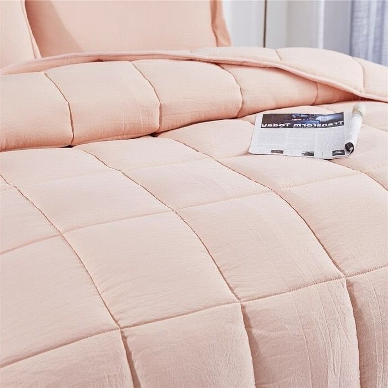 Queen Size Pink 3 Piece Microfiber Reversible Comforter Set