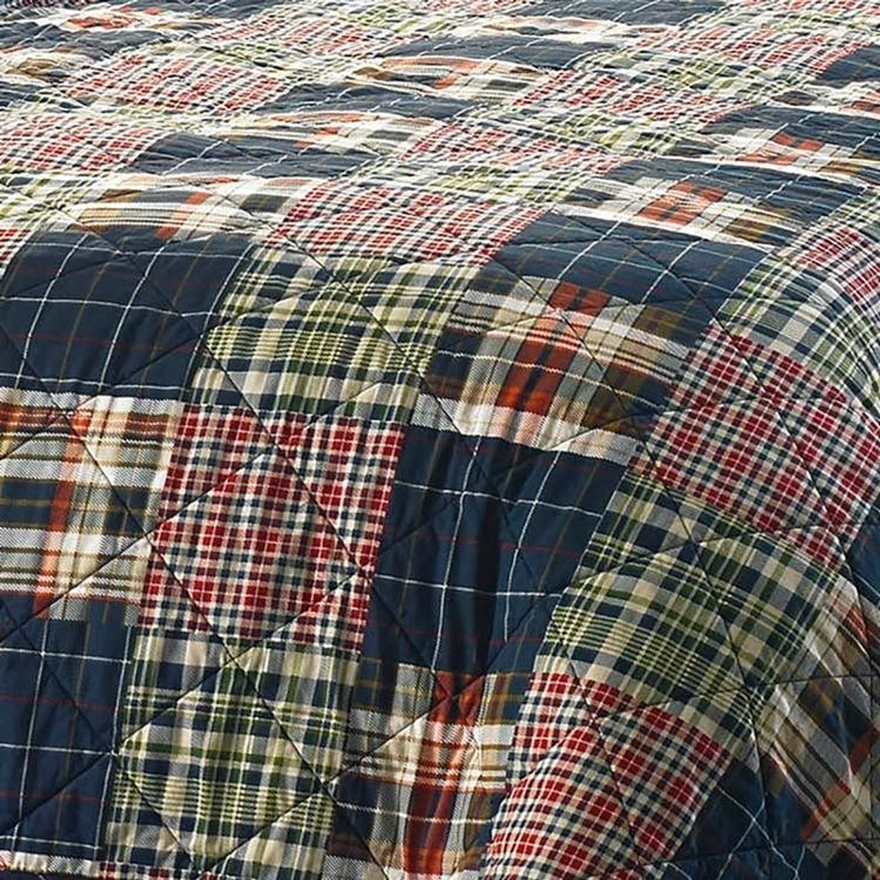 King size Farmhouse Red Navy Plaid 100-Percent Cotton Reversible Quilt Set