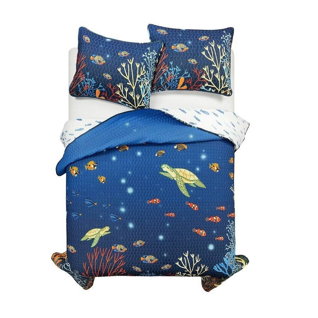 Full/Queen 3 Piece Ocean Navy Blue Clown Fish Coral Reef Reversible Quilt Set Full/Queen 3 Piece Ocean Navy Blue Clown Fish Coral Reef Reversible Quilt Set