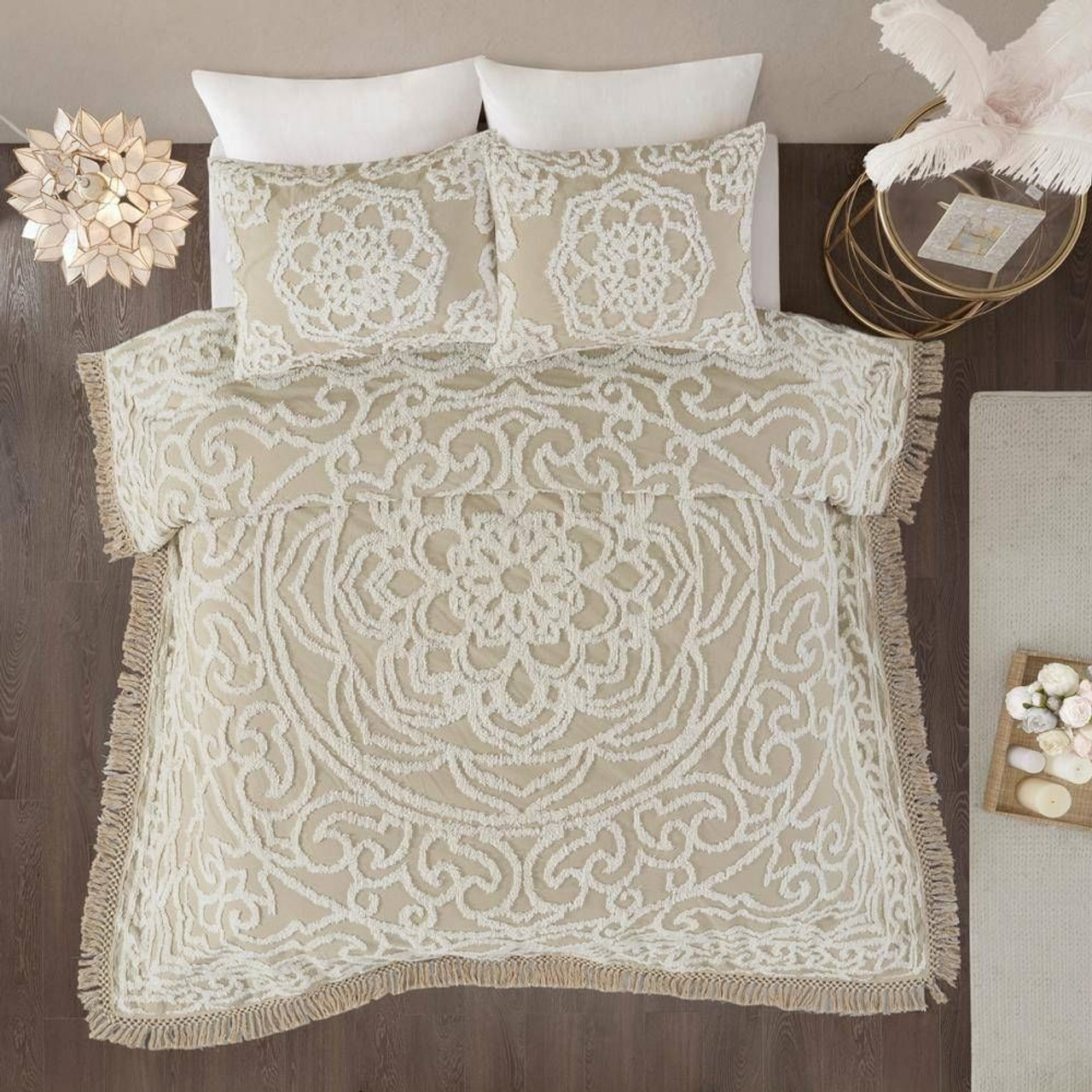 King 100-Percent Cotton Chenille Bedspread with Fringe Hem in Khaki Taupe Beige King 100-Percent Cotton Chenille Bedspread with Fringe Hem in Khaki Taupe Beige