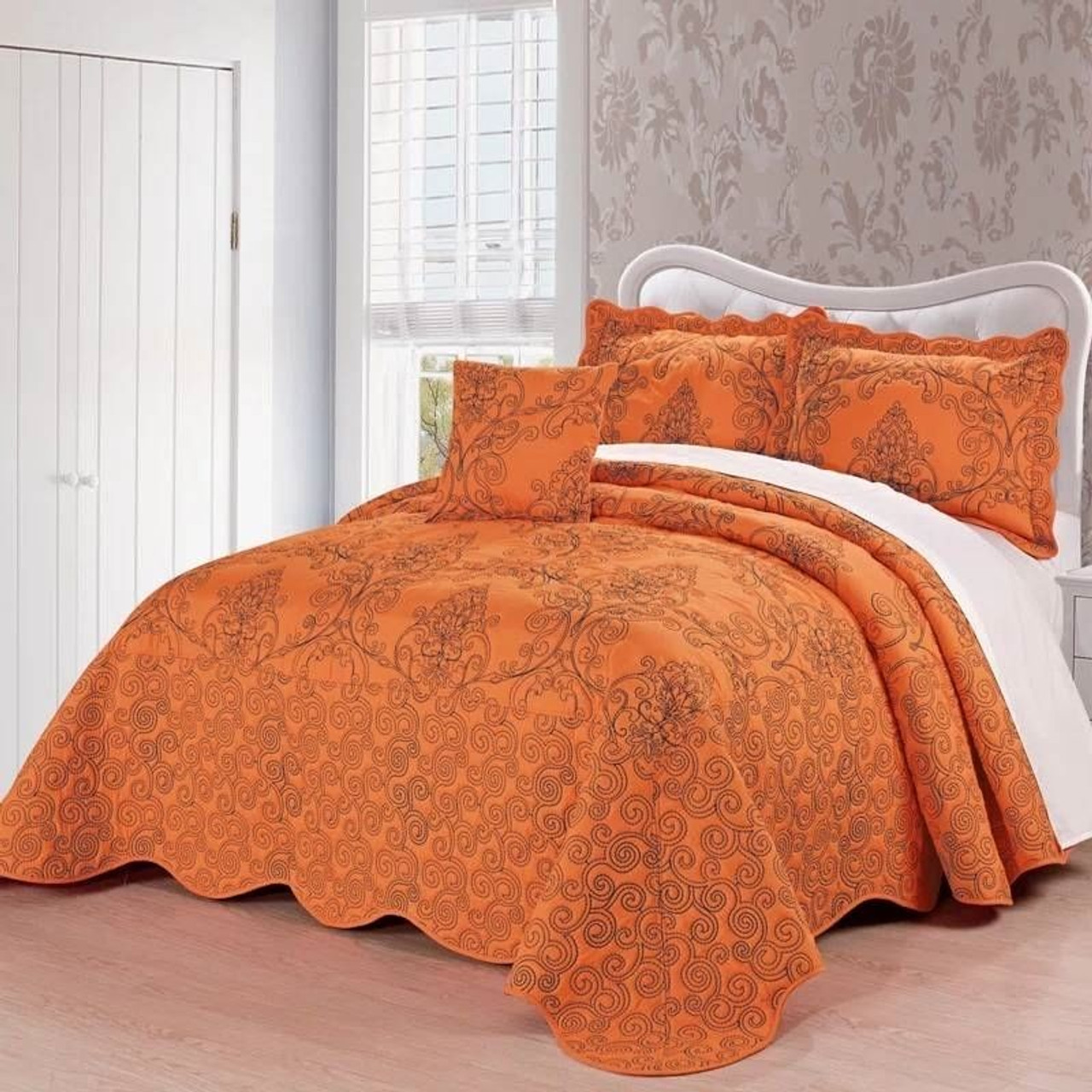 Queen size Orange Nectarine Damask Embroidered 4 Piece Oversized Bedspread Set Queen size Orange Nectarine Damask Embroidered 4 Piece Oversized Bedspread Set