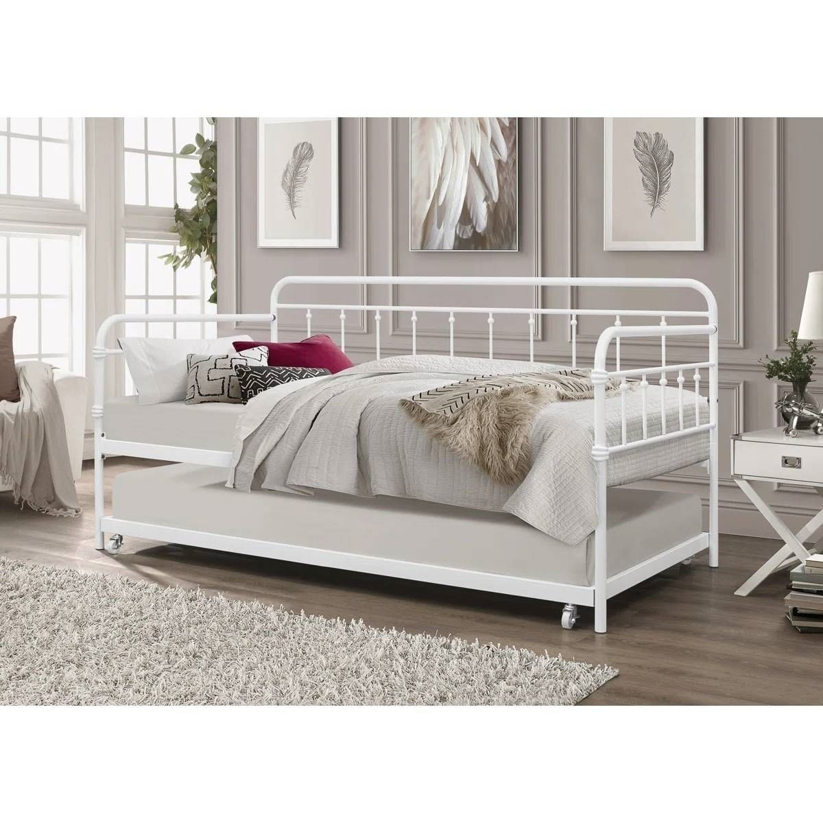 Twin size Traditional White Rounded Iron Daybed with Roll Out Trundle Bed Frame