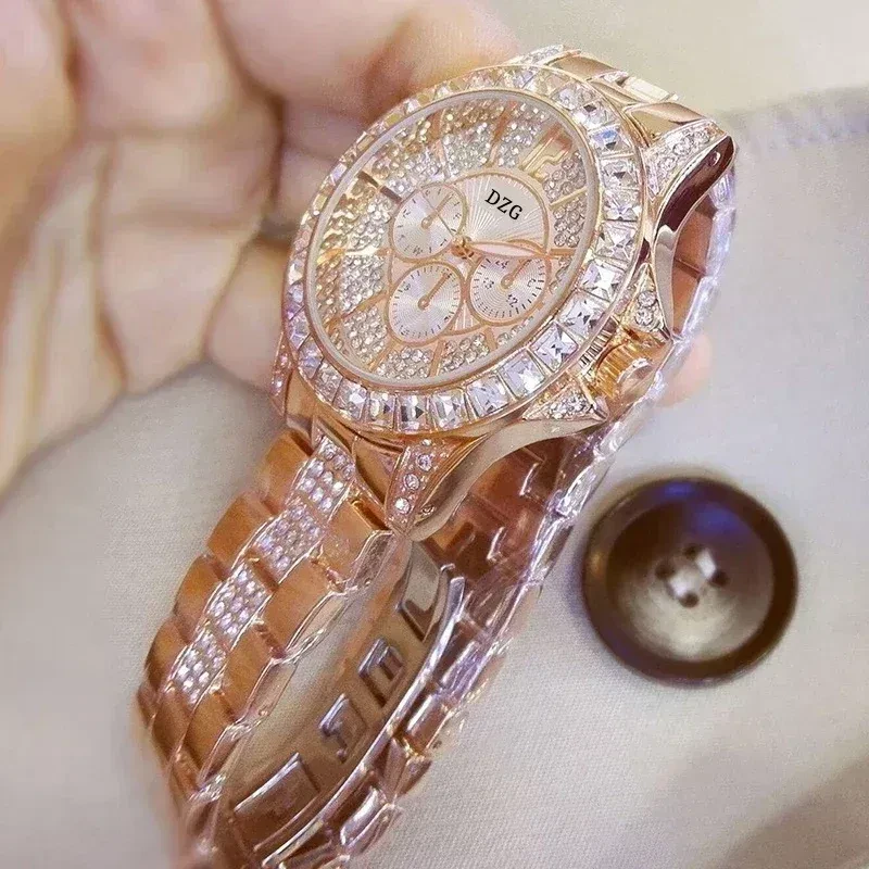Color: Silver - Fashion Women Watch with Diamond Watch Ladies Top Luxury Brand Ladies Casual Women'