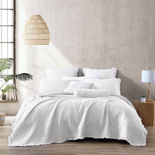 Full Queen White Farmhouse Microfiber Diamond Quilted Bedspread Set Frayed Edges