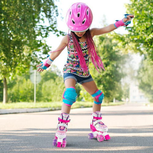 Kids Roller Skates 4 Sizes Adjustable Quad Skates with Light-up Wheels and Safety Protection-Rose R