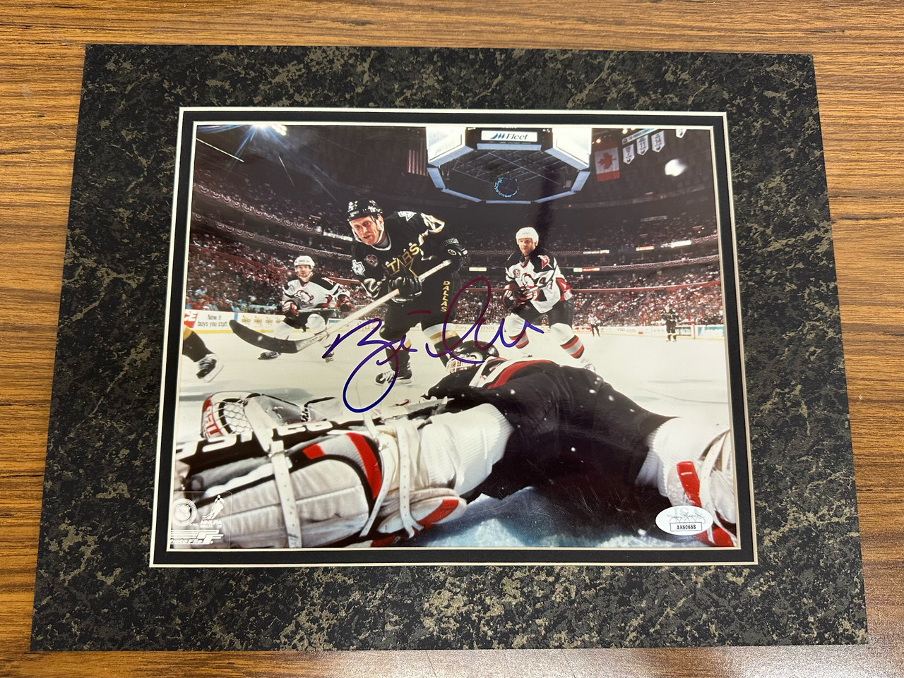 Brett Hull Autographed Detroit Red Wings Jersey (JSA)