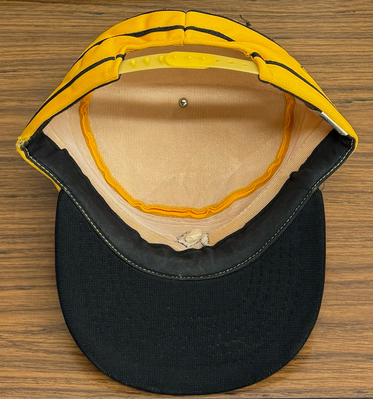 Pittsburgh Pirates Vintage Baseball Hat