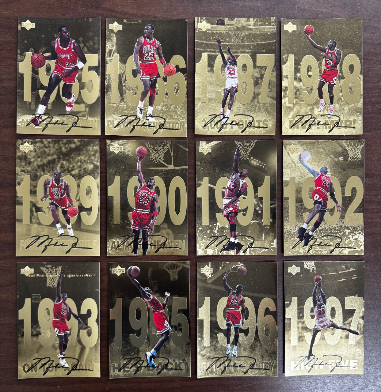1998-99 Upper Deck Gatorade Michael Jordan Gold Oversized Set (12