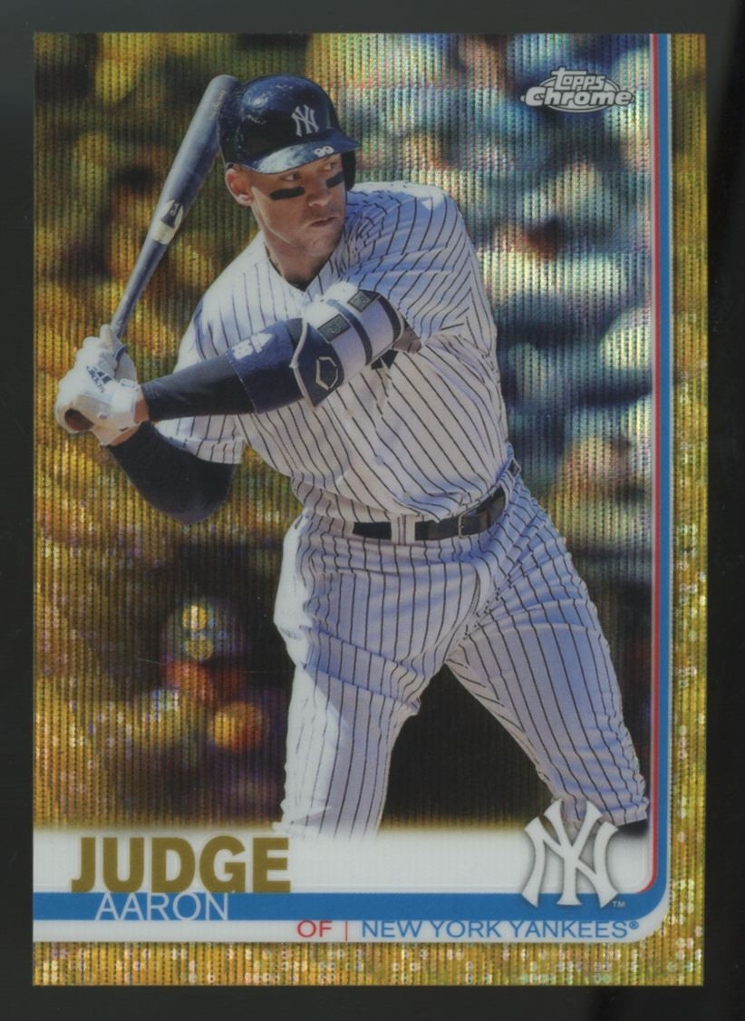 2019 Topps Chrome Aaron Judge Gold Wave Refractor /50 #100