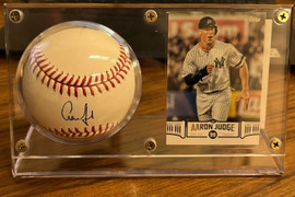 Aaron Judge Autographed Card With Coa 