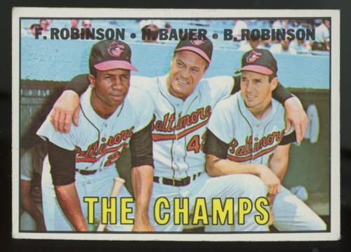 1967 Topps The Champs Robinson Bauer #1 VG-VG/EX (Wrinkles)