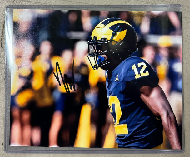 Josh Wallace Signed Autographed 8x10 Photo Facing Left