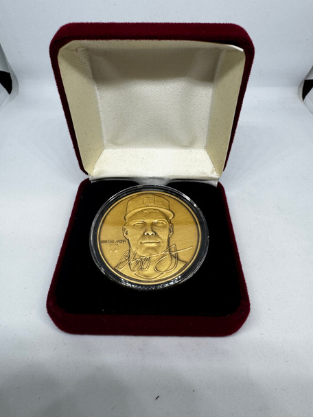 Highland Mint Chipper Jones Bronze Commemorative Coin In Case #02858