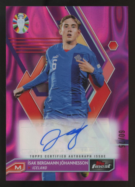 2023 Topps Finest Road To UEFA Isak Bergmann Johannesson Fuchsia Lava Auto /75