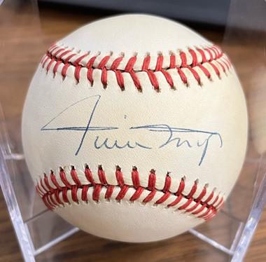 Willie Mays Signed Autographed Official National League Baseball