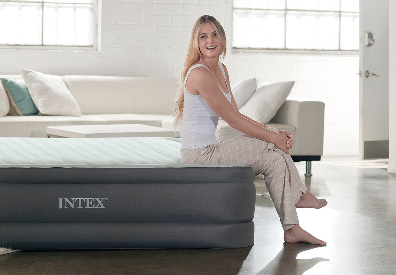 INTEX PremAire® I Air Mattress 18