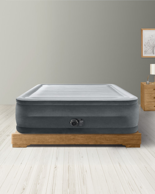 Dura-Beam® Deluxe Ultra Plush Air Mattress 18 Queen w/ Built-In Electric  Pump