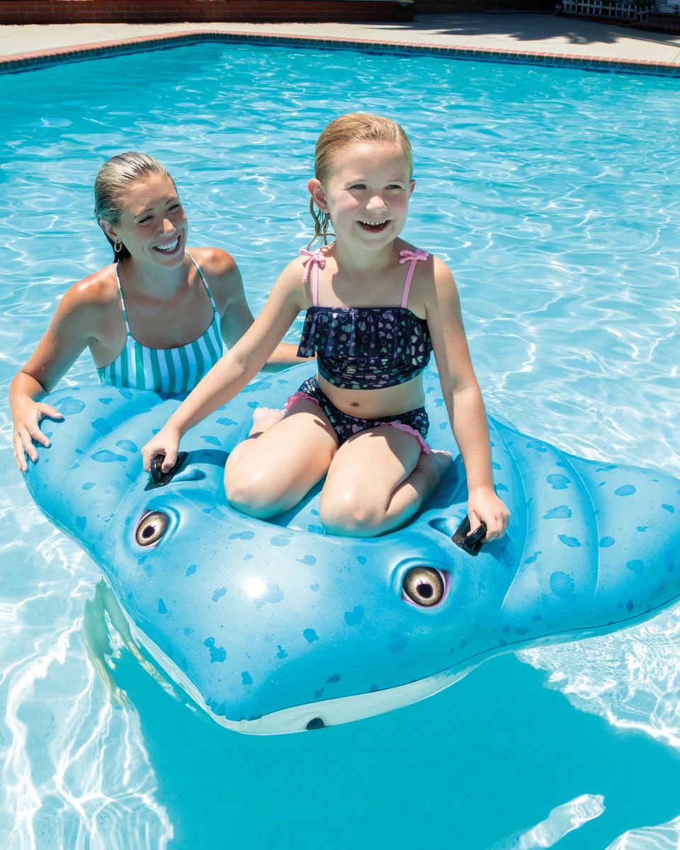 Poopo Inflatables INTEX Blue Whale Ride-On Inflatable Pool Float