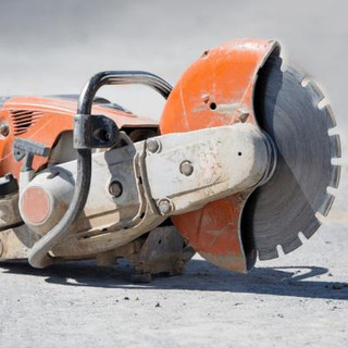 Electric/petrol demolition saw