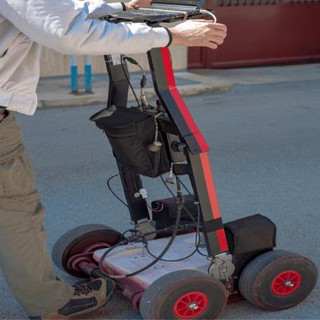 Man Operating a Non-invasive Service Locator