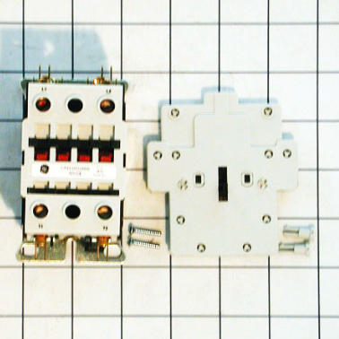 CONTACTOR - 40A 2PL 220V