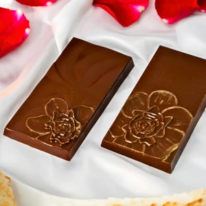 BWB Molds Floral Chocolate Bar  (Code 10624) 200 grams 