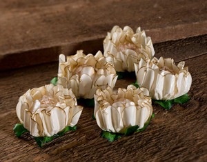 Rosebloom Truffle Wrapper  ( 40 flowers per box ) Rosebloom Truffle Wrapper  ( 40 flowers per box )