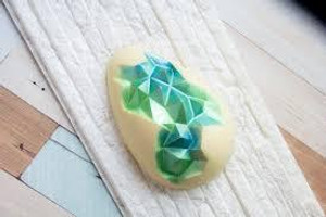 BWB Molds Origami BWB Easter Egg Mold (350g) Code 10134 BWB Molds Origami BWB Easter Egg Mold (350g) Code 10134