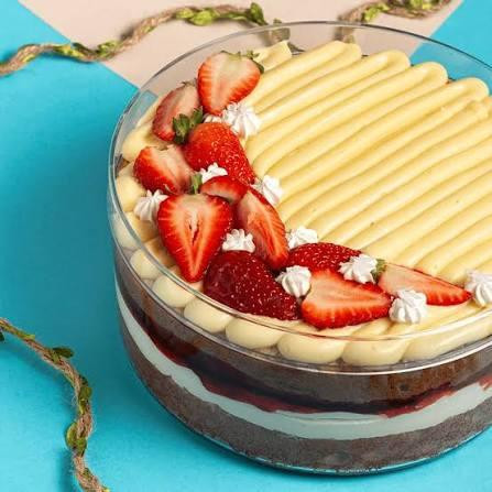 Bluestar Round Acrylic Box For Dessert / Cake Box 