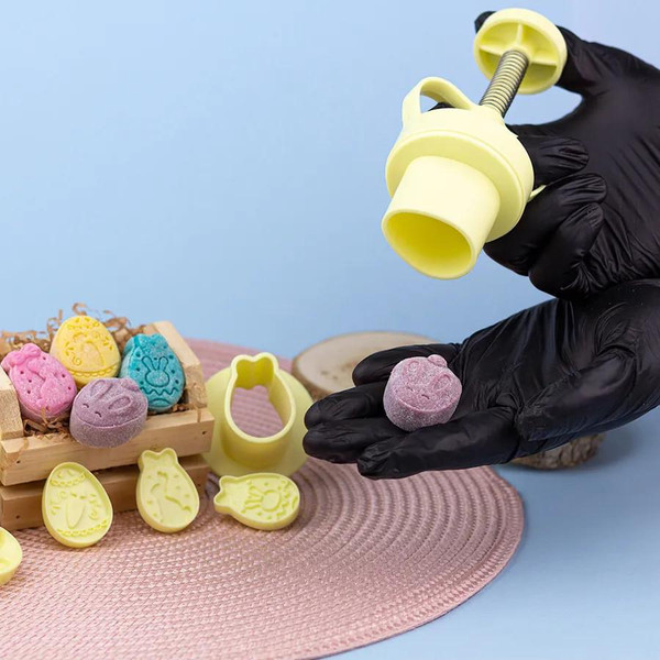 Bluestar Easter Egg Hunt  Max Ejector Mold (6 Pc)  by Blue Star (Code 412826) PLUNGER INCLUDED 