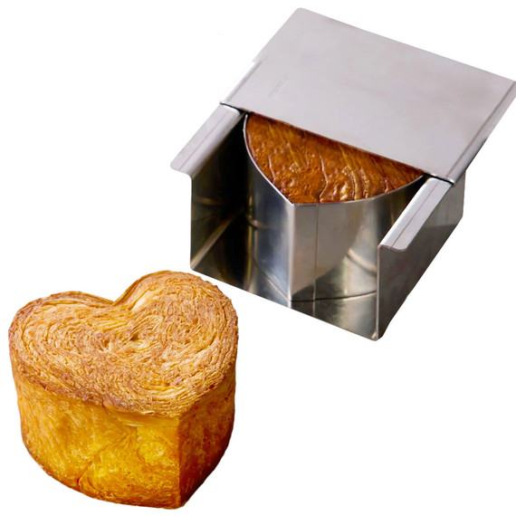 Pavoni Geometric Croissant Mold Heart Shape