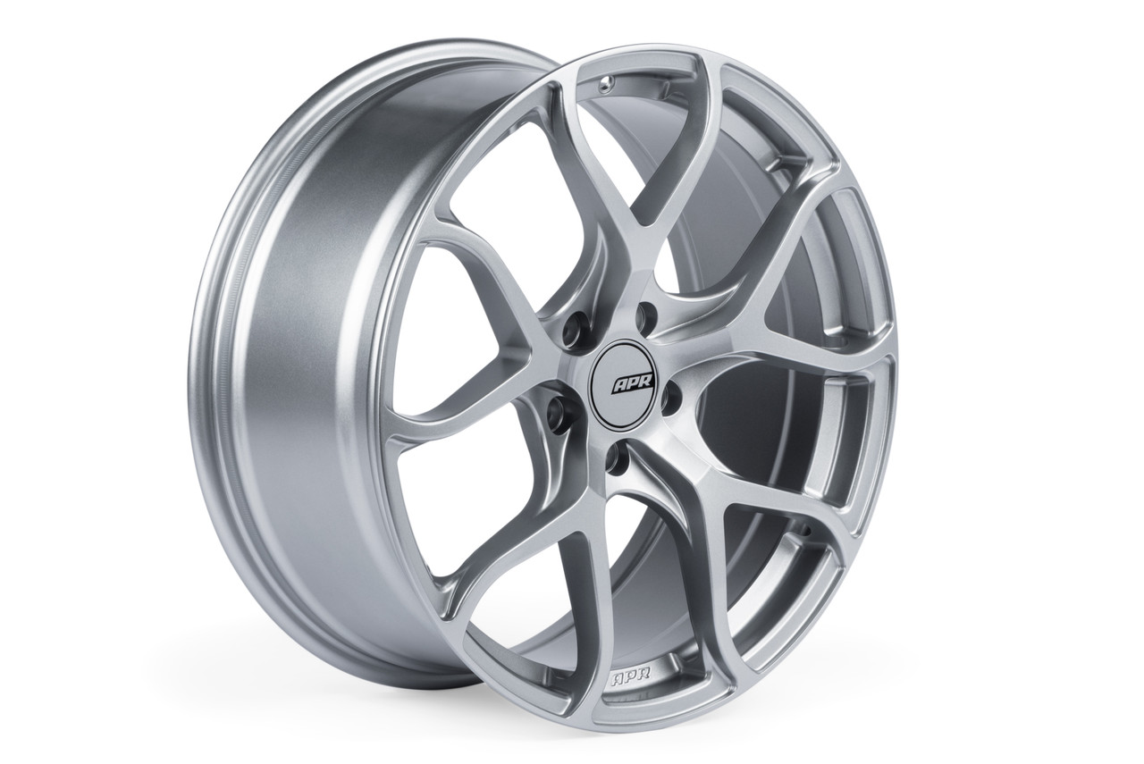 APR A01 Flow Formed Wheel - Hyper Silver