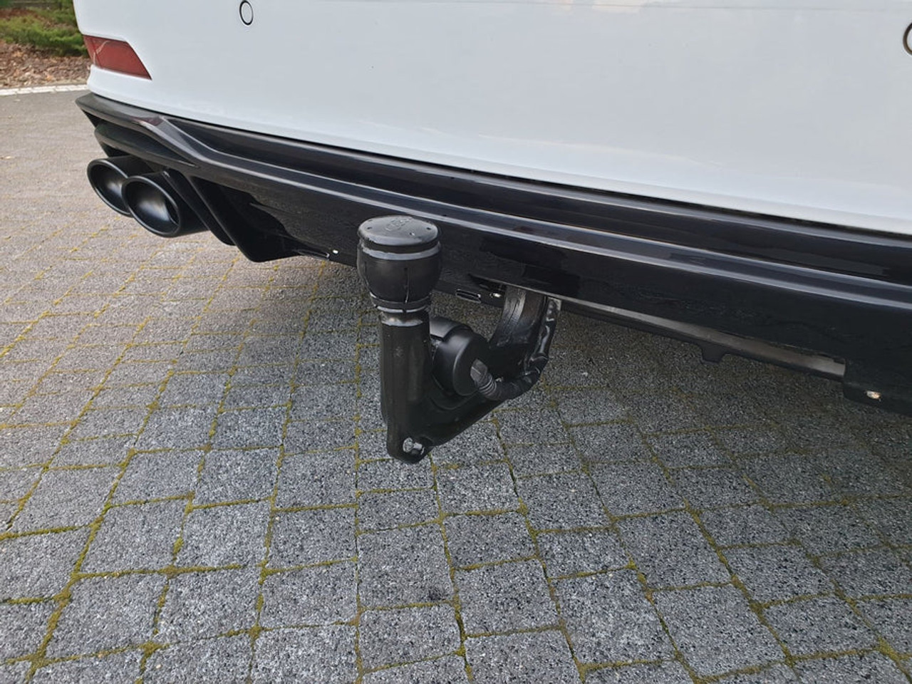 Maxton Design Rear Valance & Exhaust Ends for C8 A6 S-Line